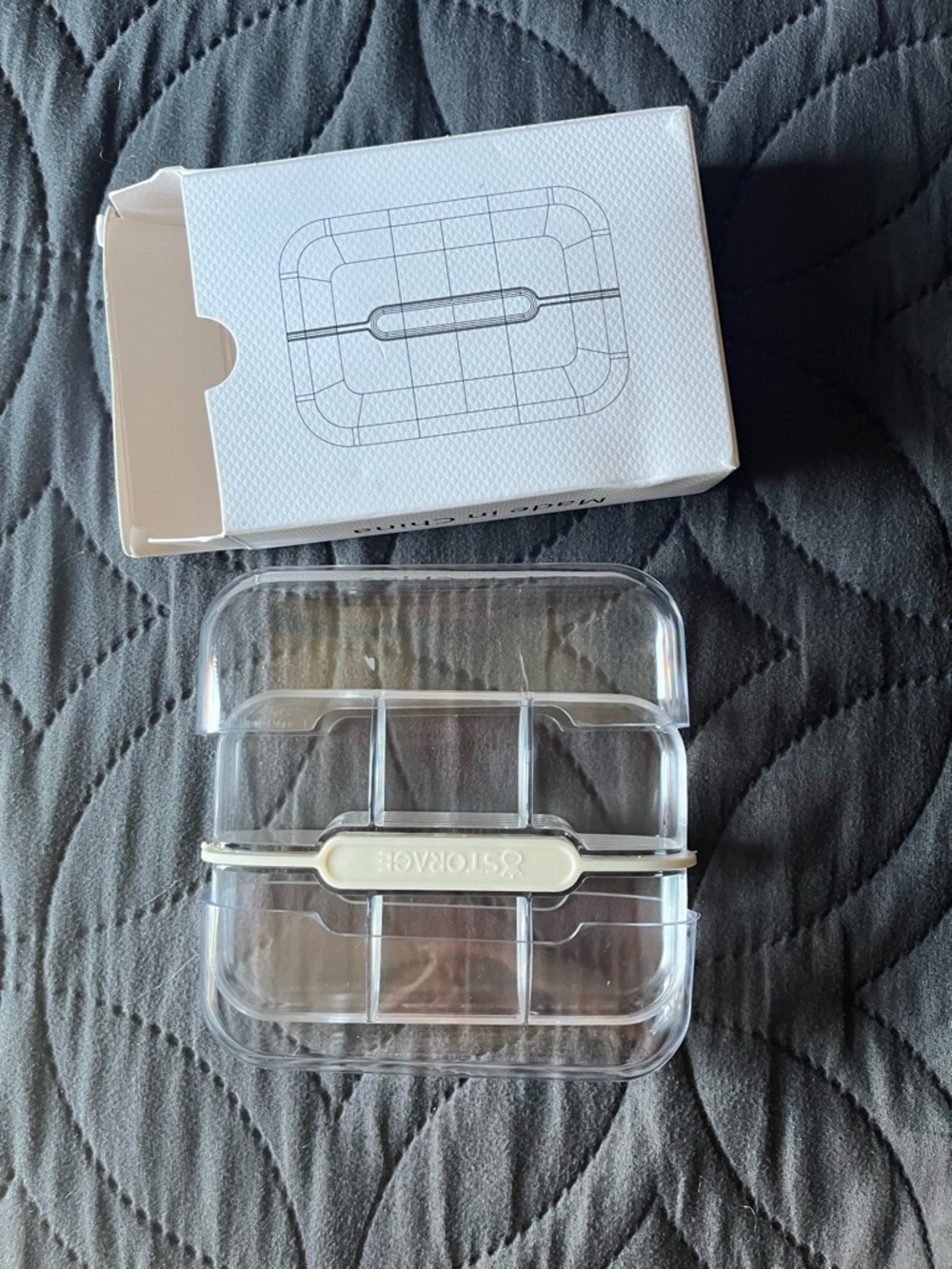 *NIB* CLEAR PILL CASE